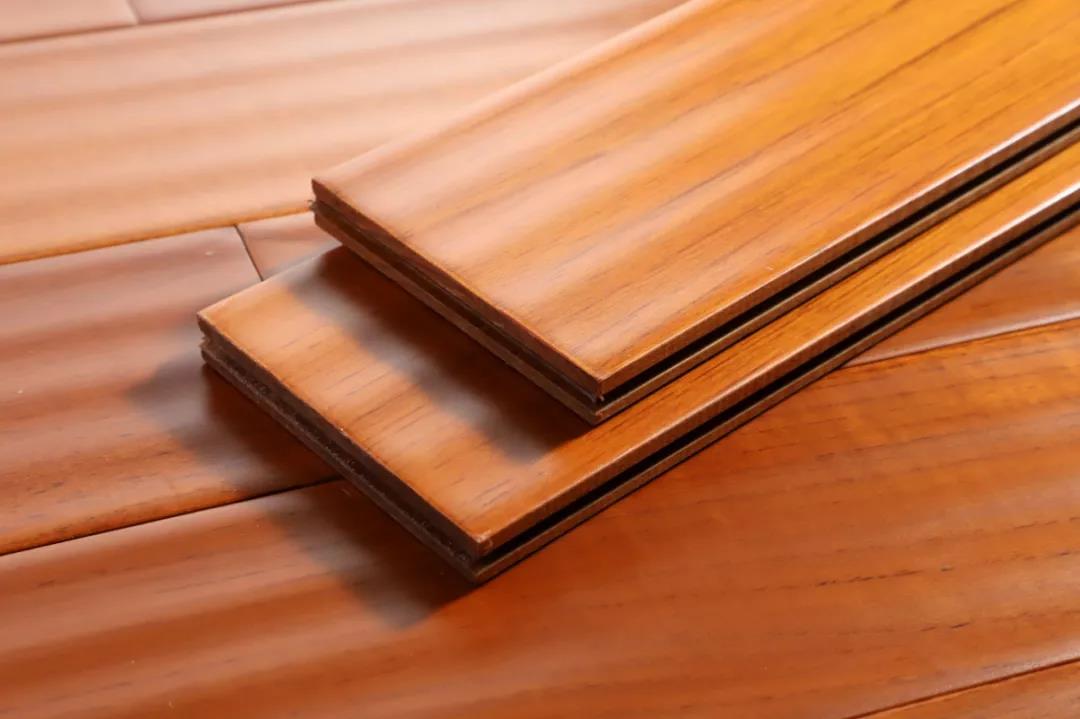 木地板為什么會出現(xiàn)縫隙？如何避免又如何解決？