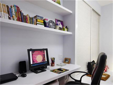 您家有小小的書房嗎？是怎么樣的呢？