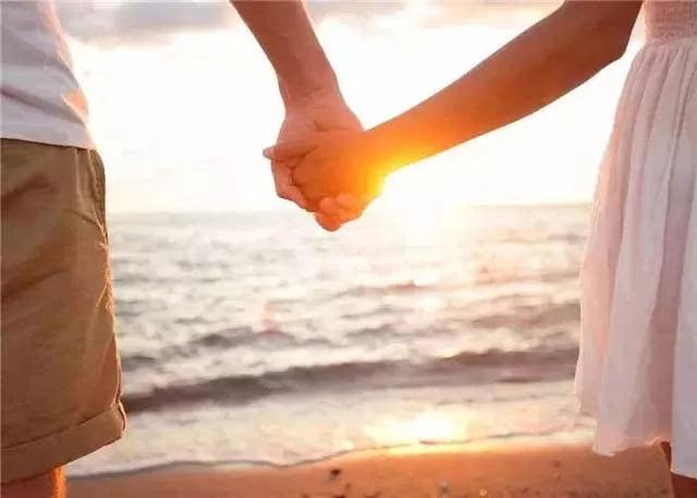 我們合拍的樣子，像極了愛(ài)情