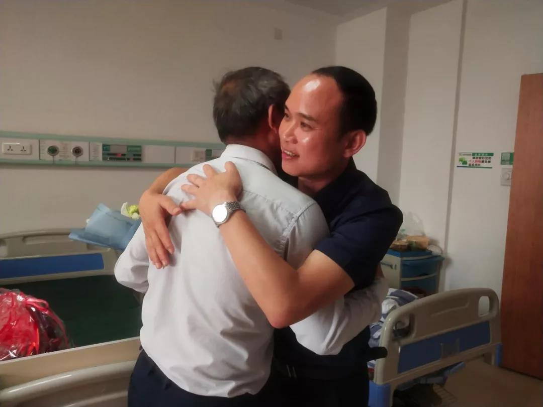 真情關(guān)懷，慰問員工丨老羅，愿您早日康復(fù)！